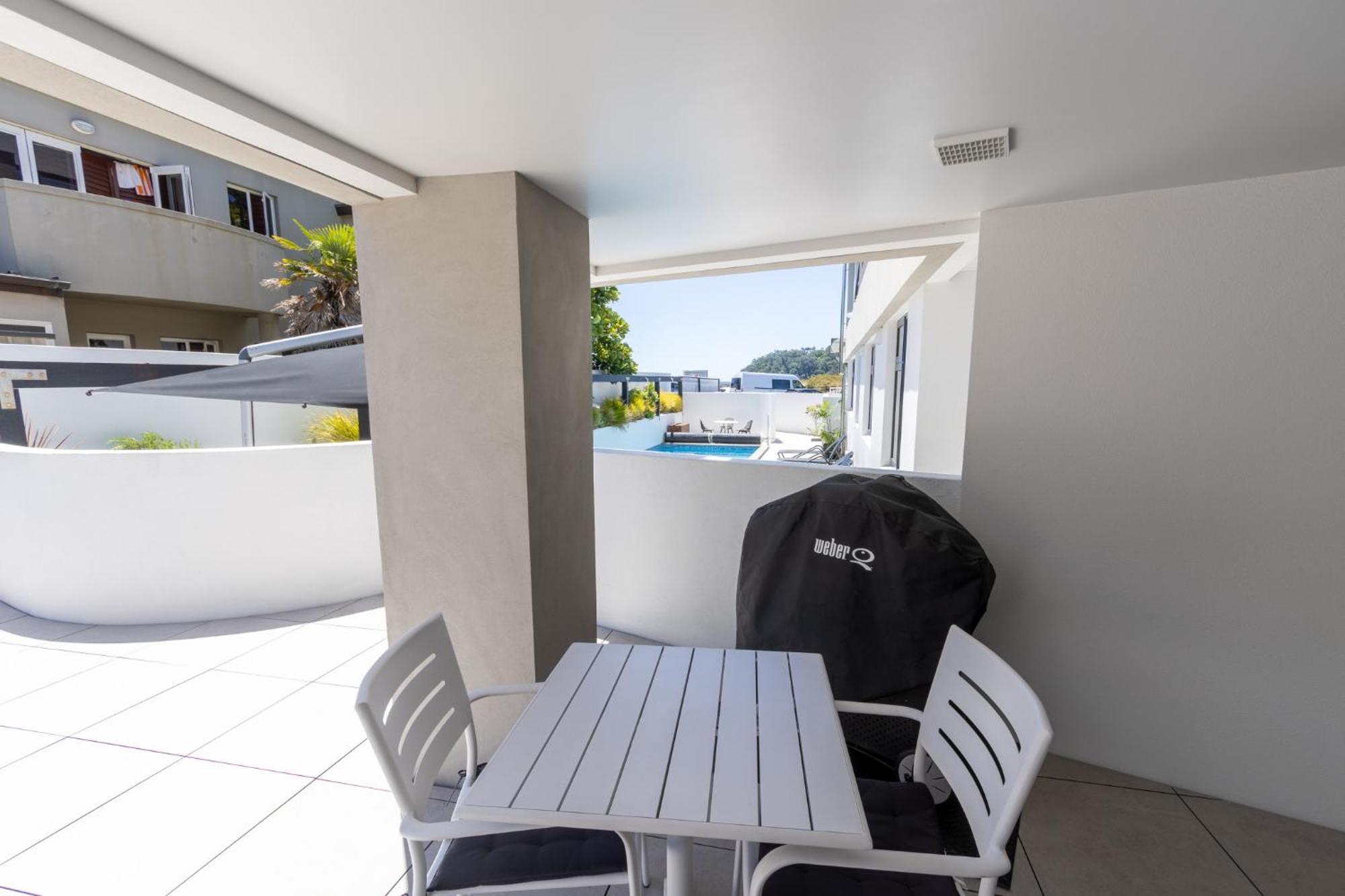 Belle Mer Beachfront Apartments - Self Serviced Маунт-Маунгани Экстерьер фото