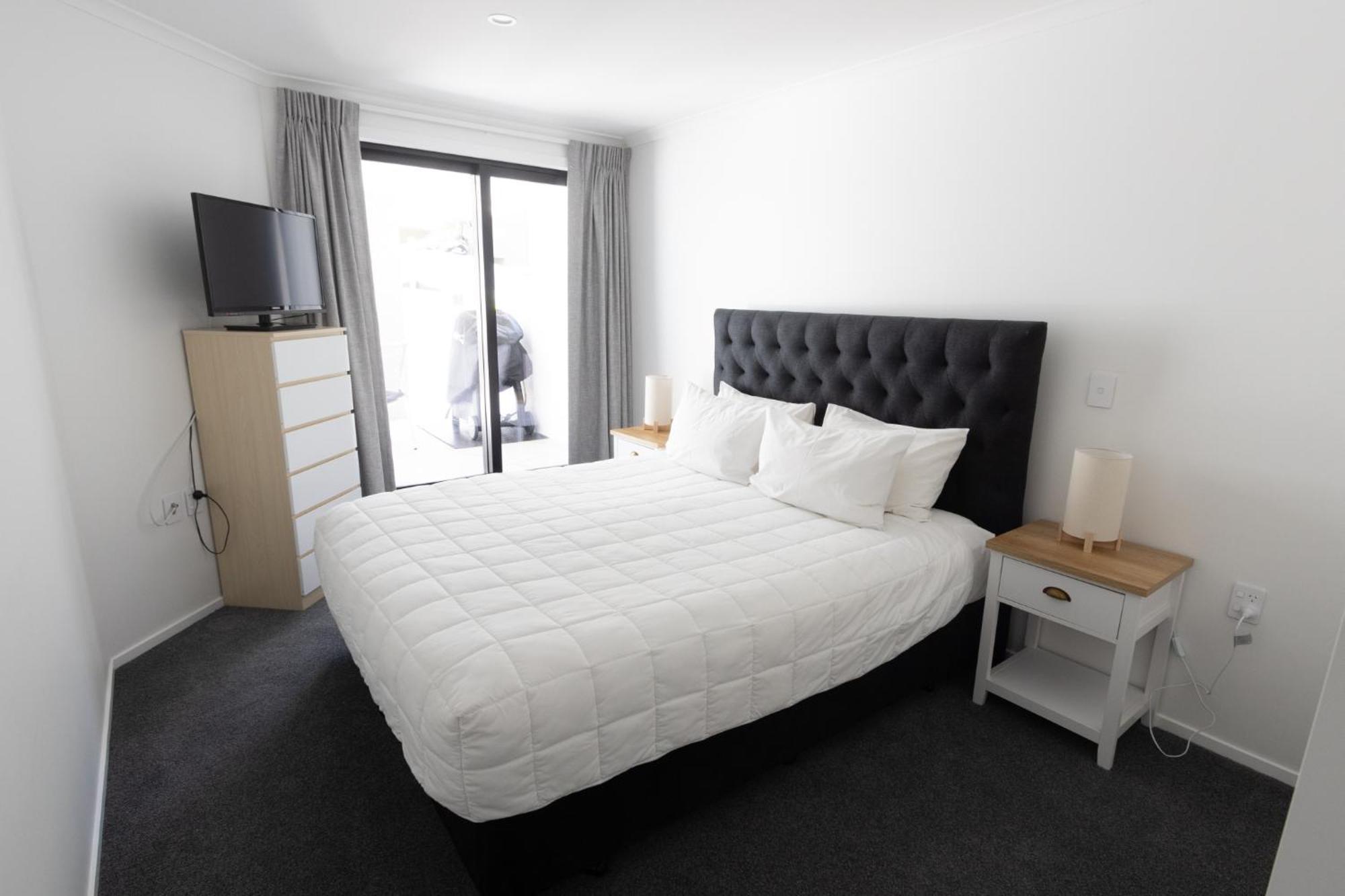 Belle Mer Beachfront Apartments - Self Serviced Маунт-Маунгани Экстерьер фото