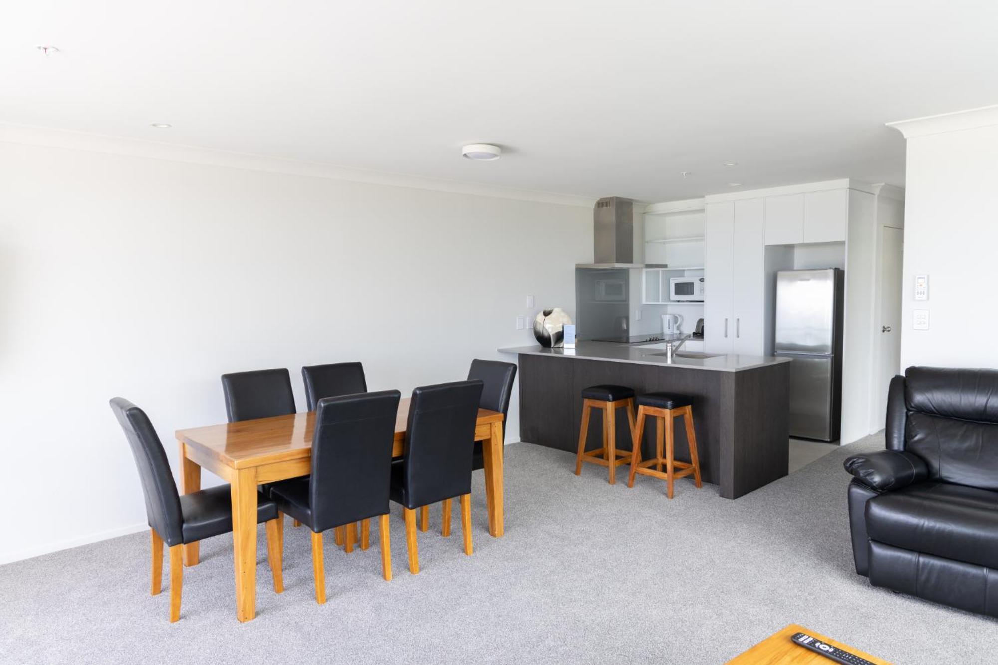 Belle Mer Beachfront Apartments - Self Serviced Маунт-Маунгани Экстерьер фото